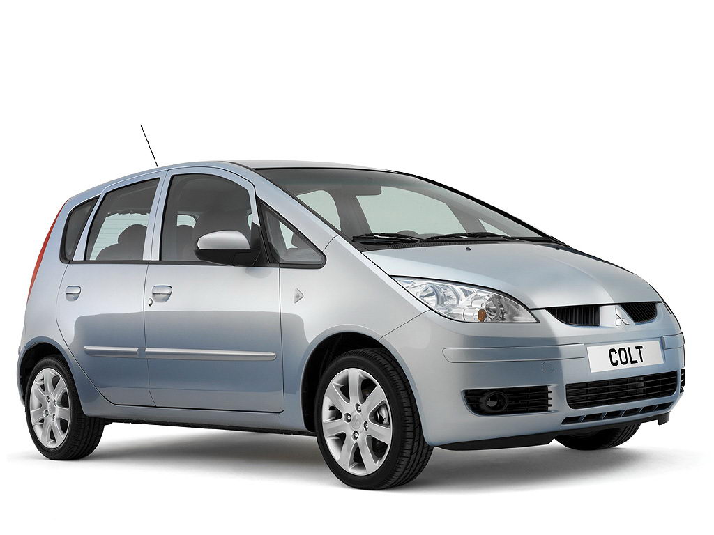 Mitsubishi Colt 2004 001.jpg